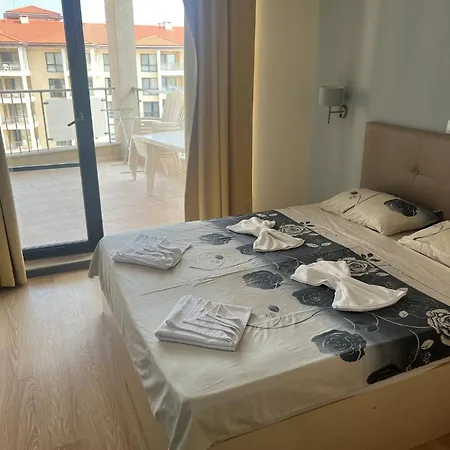 Byala Beach-b Апартаменты *